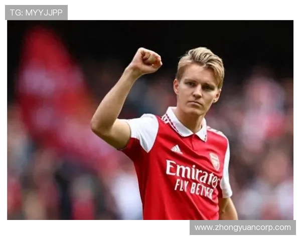 厄德高随挪威队出征继续康复治疗在场外全力支持国家队